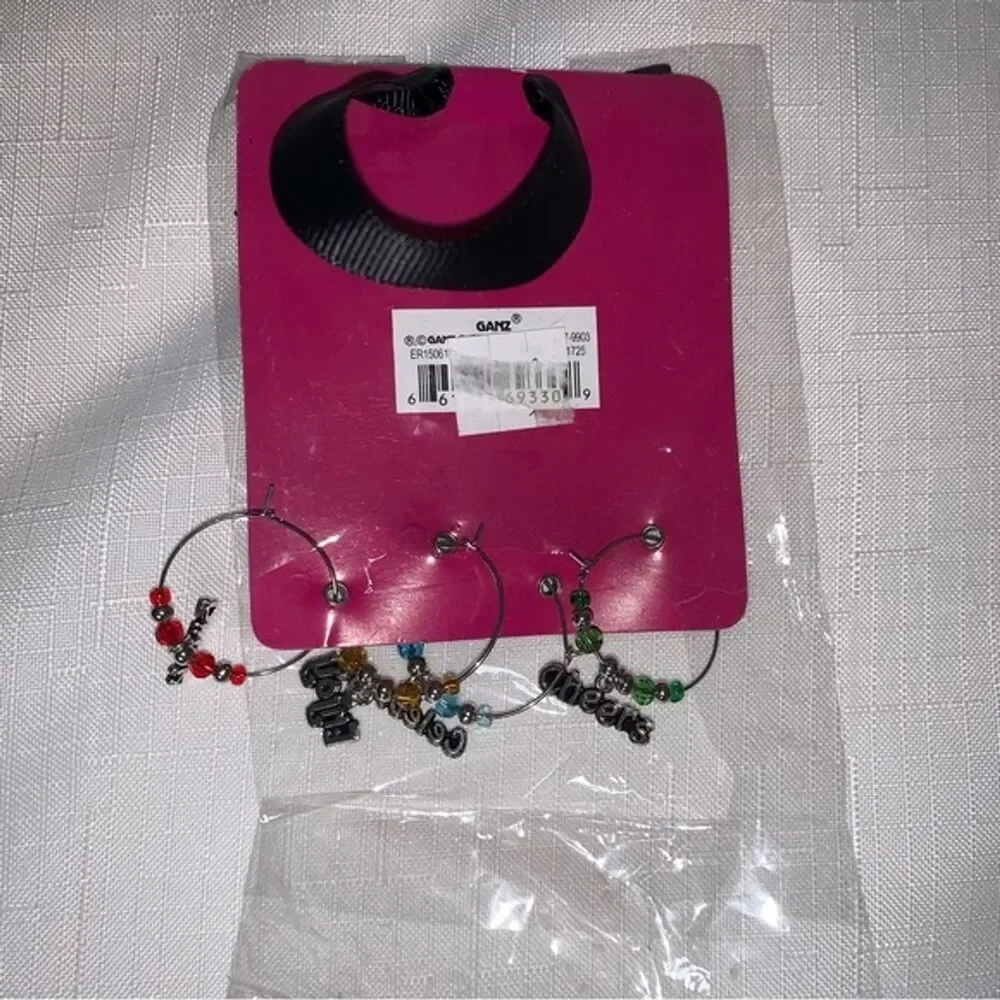 Celebration Wine Glass Charm Set of 4 Cheers Enjoy Celebrate Entertaining Gift